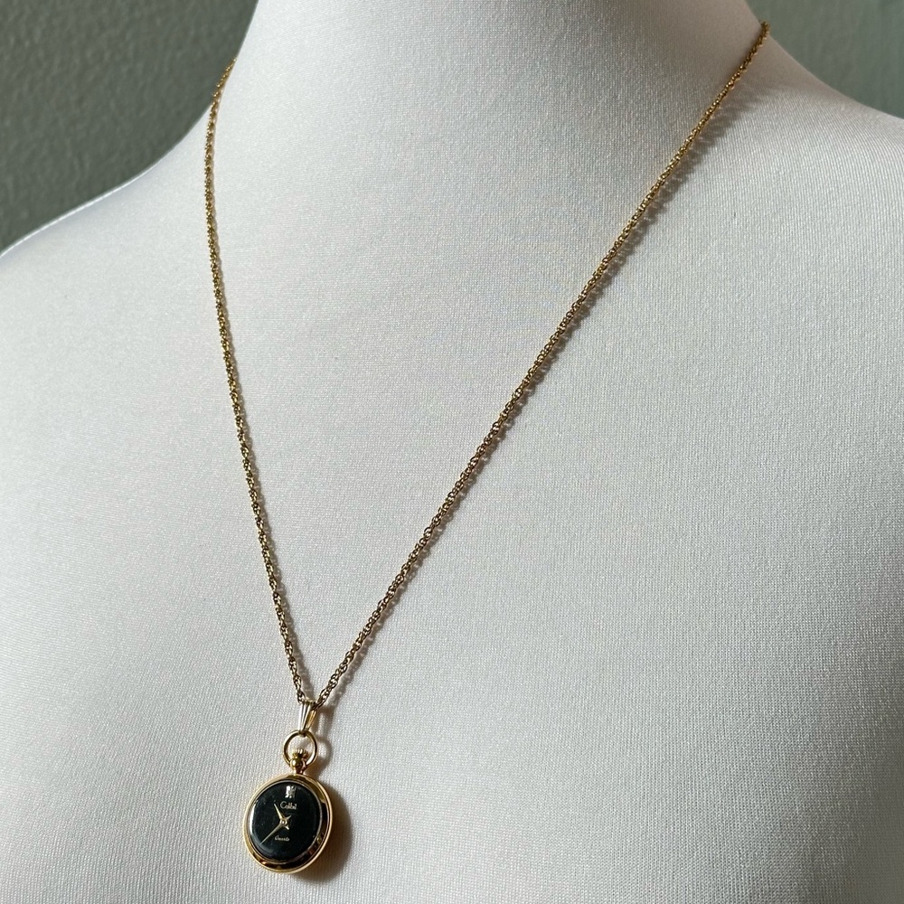 Collezio Gold Plate Rhinestone Pendant Watch Necklace Grandmacore (Untested)